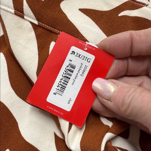 SPANX NWT/Petite On the Go Animal Print Sl Straight Ankle Pull On Pants 3X/P - Picture 9 of 13